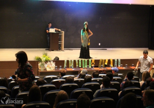 Centro de Eventos Jovelina Maria de Almeida | 