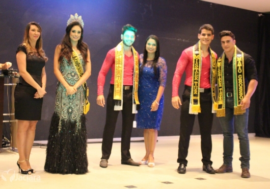 Centro de Eventos Jovelina Maria de Almeida | 