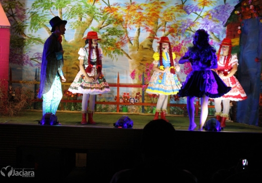 Centro de Eventos Jovelina Maria de Almeida | M�rcio Fid�lis