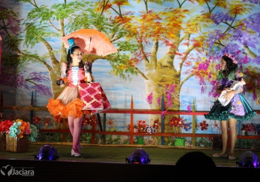 Centro de Eventos Jovelina Maria de Almeida | M�rcio Fid�lis