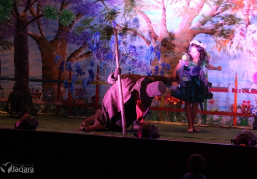 Centro de Eventos Jovelina Maria de Almeida | M�rcio Fid�lis