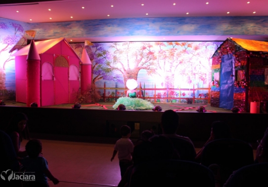 Centro de Eventos Jovelina Maria de Almeida | M�rcio Fid�lis