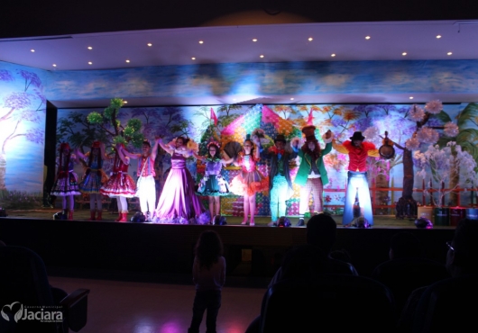 Centro de Eventos Jovelina Maria de Almeida | M�rcio Fid�lis