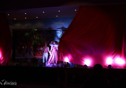 Centro de Eventos Jovelina Maria de Almeida | M�rcio Fid�lis