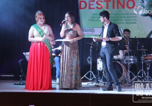 Centro de Eventos Jovelina Maria de Almeida | M�rcio Fid�lis