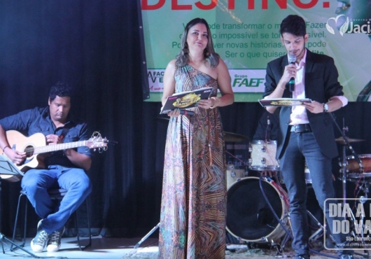 Centro de Eventos Jovelina Maria de Almeida | M�rcio Fid�lis