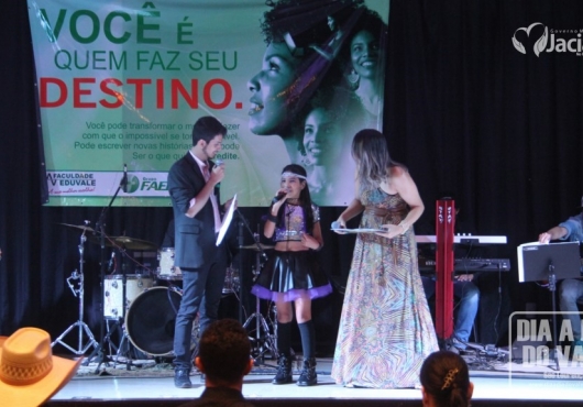 Centro de Eventos Jovelina Maria de Almeida | M�rcio Fid�lis