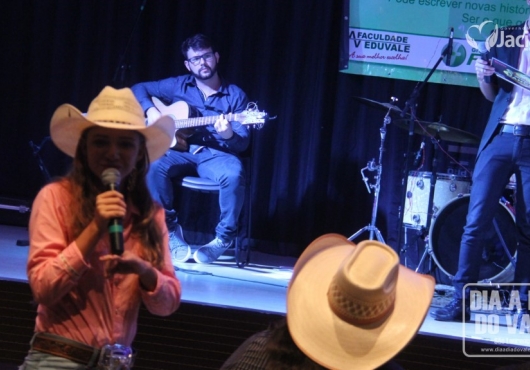 Centro de Eventos Jovelina Maria de Almeida | M�rcio Fid�lis