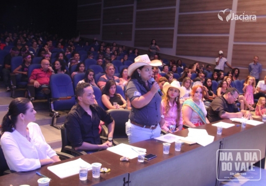 Centro de Eventos Jovelina Maria de Almeida | M�rcio Fid�lis