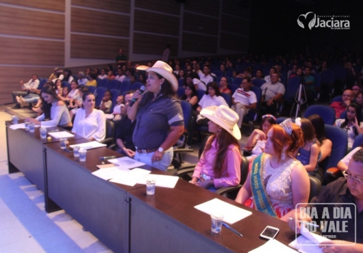 Centro de Eventos Jovelina Maria de Almeida | M�rcio Fid�lis