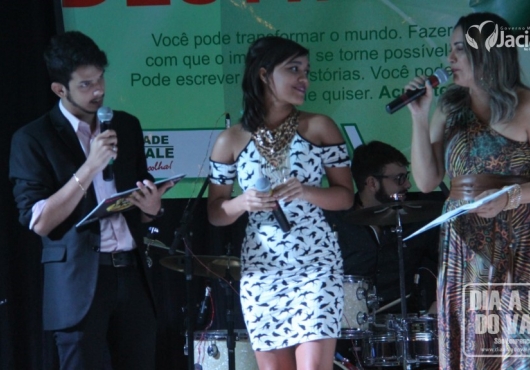 Centro de Eventos Jovelina Maria de Almeida | M�rcio Fid�lis