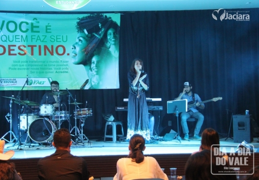 Centro de Eventos Jovelina Maria de Almeida | M�rcio Fid�lis