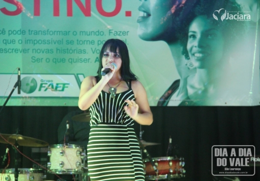 Centro de Eventos Jovelina Maria de Almeida | M�rcio Fid�lis