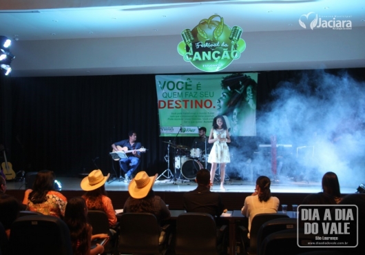 Centro de Eventos Jovelina Maria de Almeida | M�rcio Fid�lis