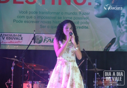 Centro de Eventos Jovelina Maria de Almeida | M�rcio Fid�lis