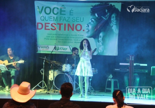 Centro de Eventos Jovelina Maria de Almeida | M�rcio Fid�lis