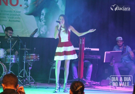 Centro de Eventos Jovelina Maria de Almeida | M�rcio Fid�lis