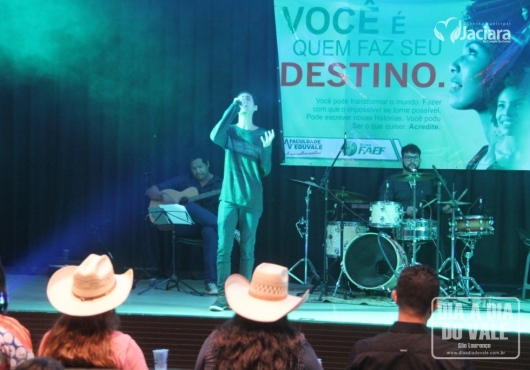 Centro de Eventos Jovelina Maria de Almeida | M�rcio Fid�lis