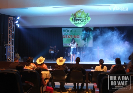 Centro de Eventos Jovelina Maria de Almeida | M�rcio Fid�lis