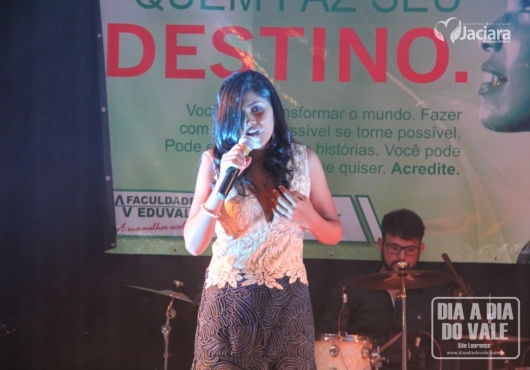 Centro de Eventos Jovelina Maria de Almeida | M�rcio Fid�lis