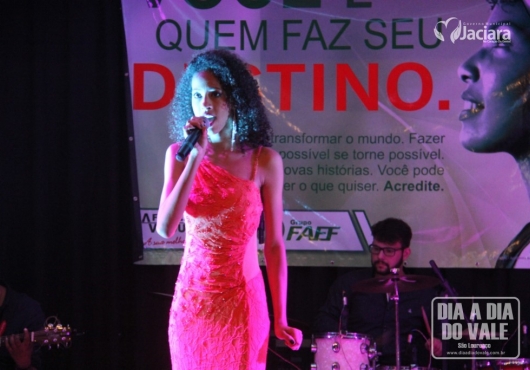 Centro de Eventos Jovelina Maria de Almeida | M�rcio Fid�lis