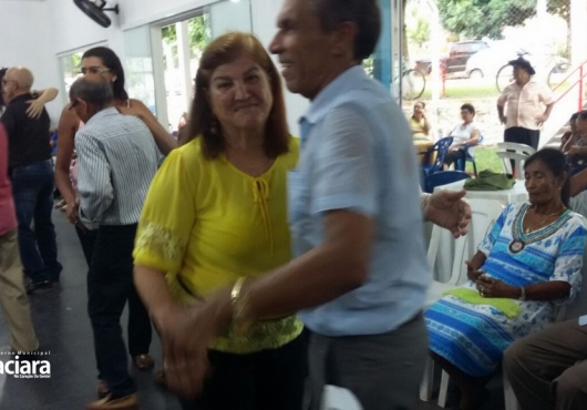 Centro de Conviv�ncia  | M�rcio Fid�lis