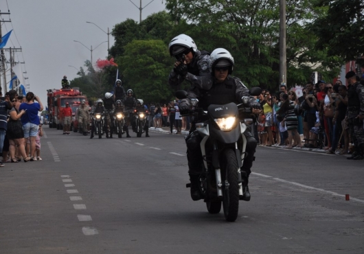 Avenida Ant�nio Ferreira Sobrinho | GIL GOMES