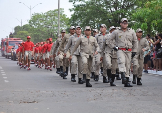 Avenida Ant�nio Ferreira Sobrinho | GIL GOMES