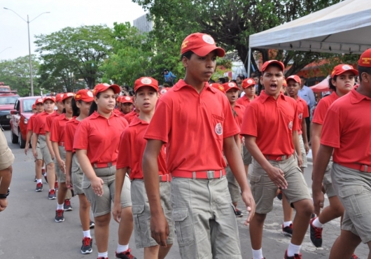 Avenida Ant�nio Ferreira Sobrinho | GIL GOMES