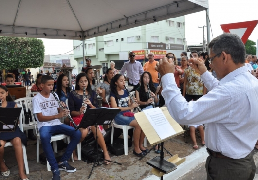 Avenida Ant�nio Ferreira Sobrinho | GIL GOMES