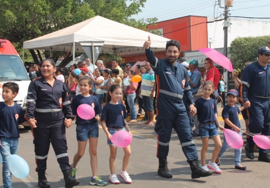 Avenida Ant�nio Ferreira Sobrinho | GIL GOMES
