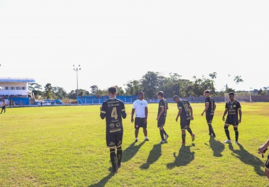 Est�dio Municipal M�rcio Cassiano da Silva | Guilherme Rocha