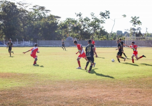 Est�dio Municipal M�rcio Cassiano da Silva | Guilherme Rocha