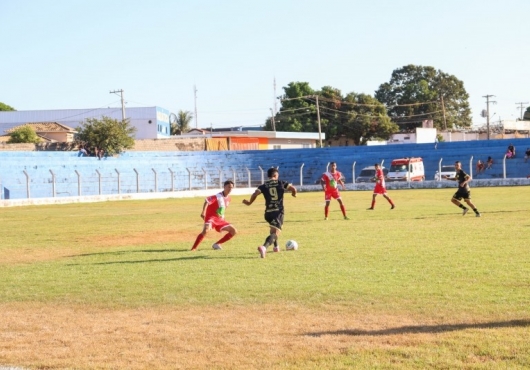 Est�dio Municipal M�rcio Cassiano da Silva | Guilherme Rocha