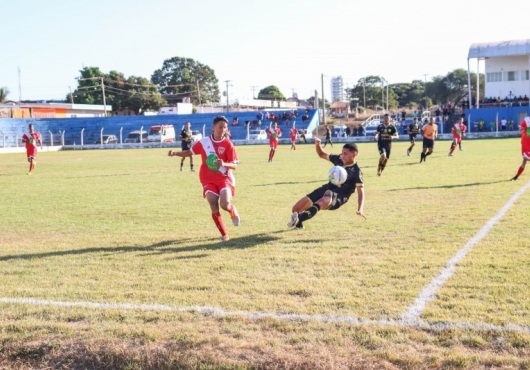 Est�dio Municipal M�rcio Cassiano da Silva | Guilherme Rocha
