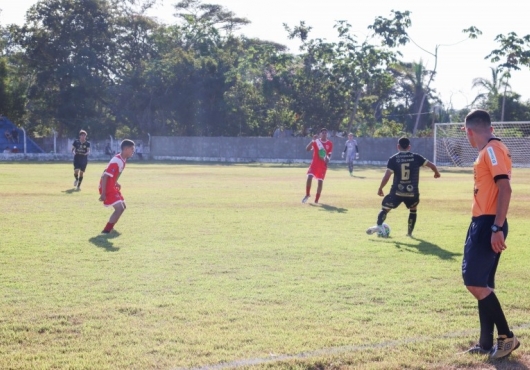 Est�dio Municipal M�rcio Cassiano da Silva | Guilherme Rocha