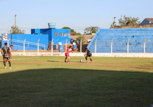 Est�dio Municipal M�rcio Cassiano da Silva | Guilherme Rocha
