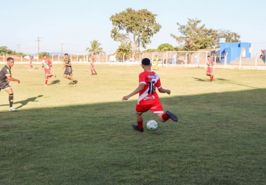 Est�dio Municipal M�rcio Cassiano da Silva | Guilherme Rocha