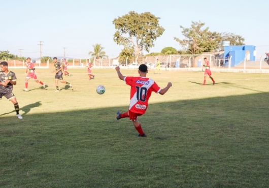 Est�dio Municipal M�rcio Cassiano da Silva | Guilherme Rocha