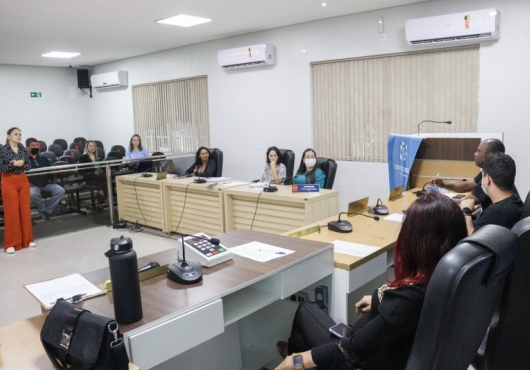 C�mara Municipal e Cadeia P�blica | Guilherme Rocha