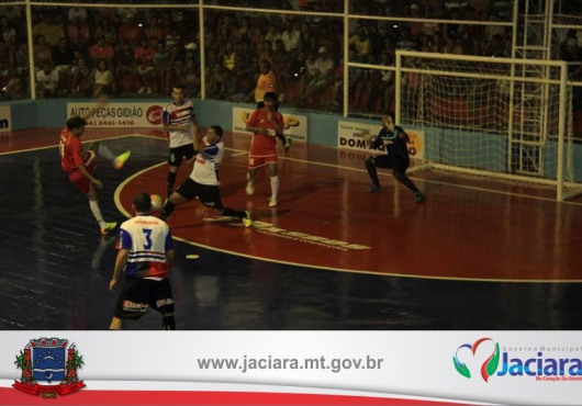 Gin�sio Municipal | 