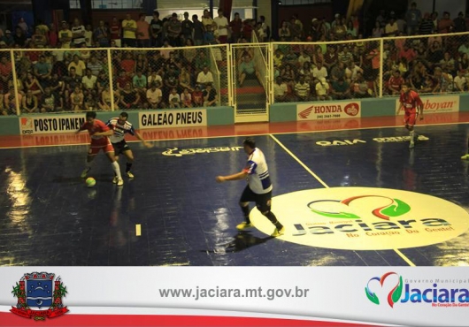 Gin�sio Municipal | 