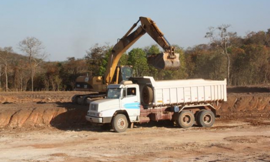 Iniciadas as obras do aterro sanit�rio