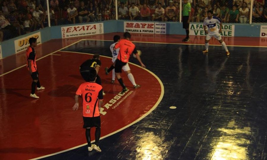 32� Camfej segue em ritmo acelerado e com grande presen�a de p�blico