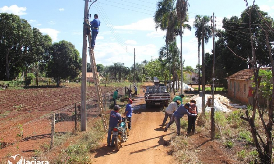 Administra��o Municipal realizou mutir�o no Distrito de Celma