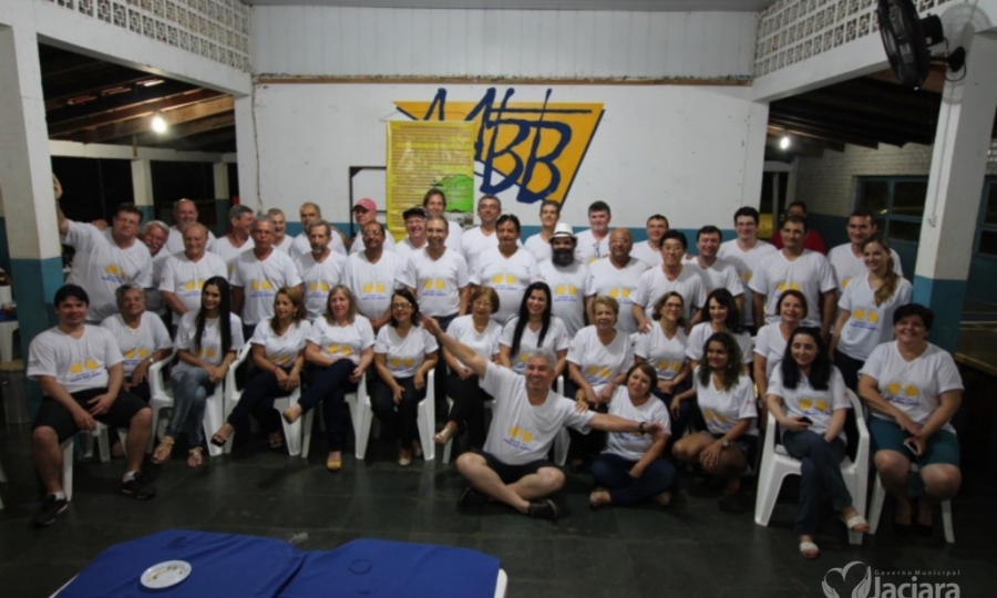 Em Jaciara, 2� Encontr�o re�ne ex-funcion�rios do BB de v�rios estados brasileiro