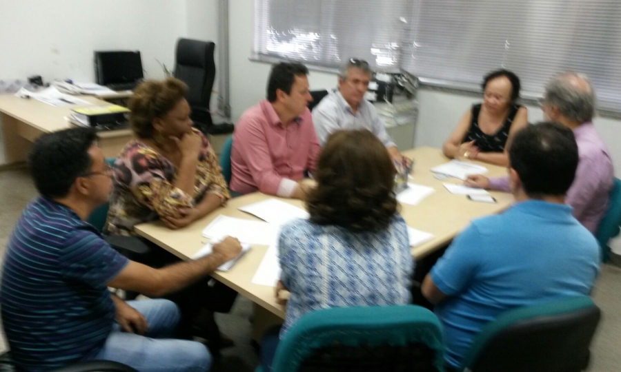  Prefeitura busca solu��o imediata para problema da �gua 