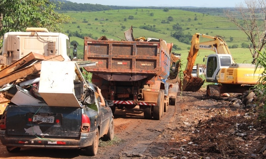 Ap�s limpeza das vias p�blicas, cidad�os que depositar entulhos ser�o notificados 