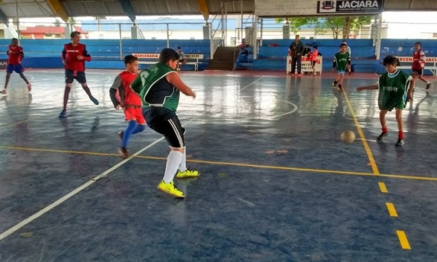 Diretoria de Esportes promove torneio de futsal