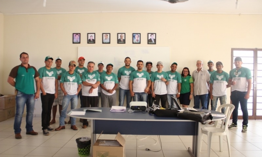 Curso de Mec�nico de Tratores Agr�colas � realizado no Sindicato Rural